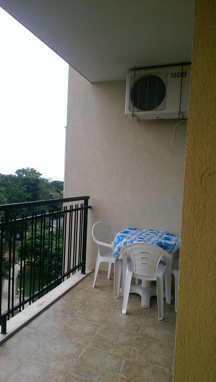 Paradise Green Park Apartment Golden Sands Phòng bức ảnh